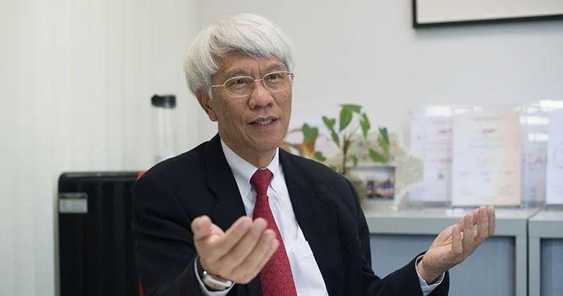 任志刚的金融智慧与香港金管局的角色演变