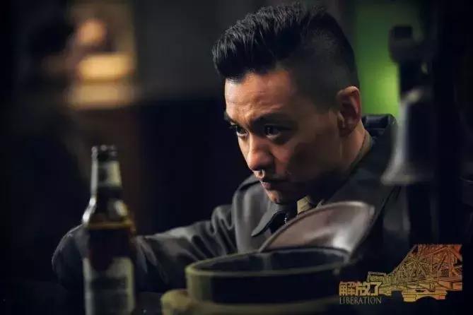 寒冬中的困境，数百万英国人面临的断电断气挑战