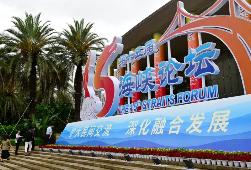 彩虹旗娱乐论坛，多元文化的交汇与包容的乐园
